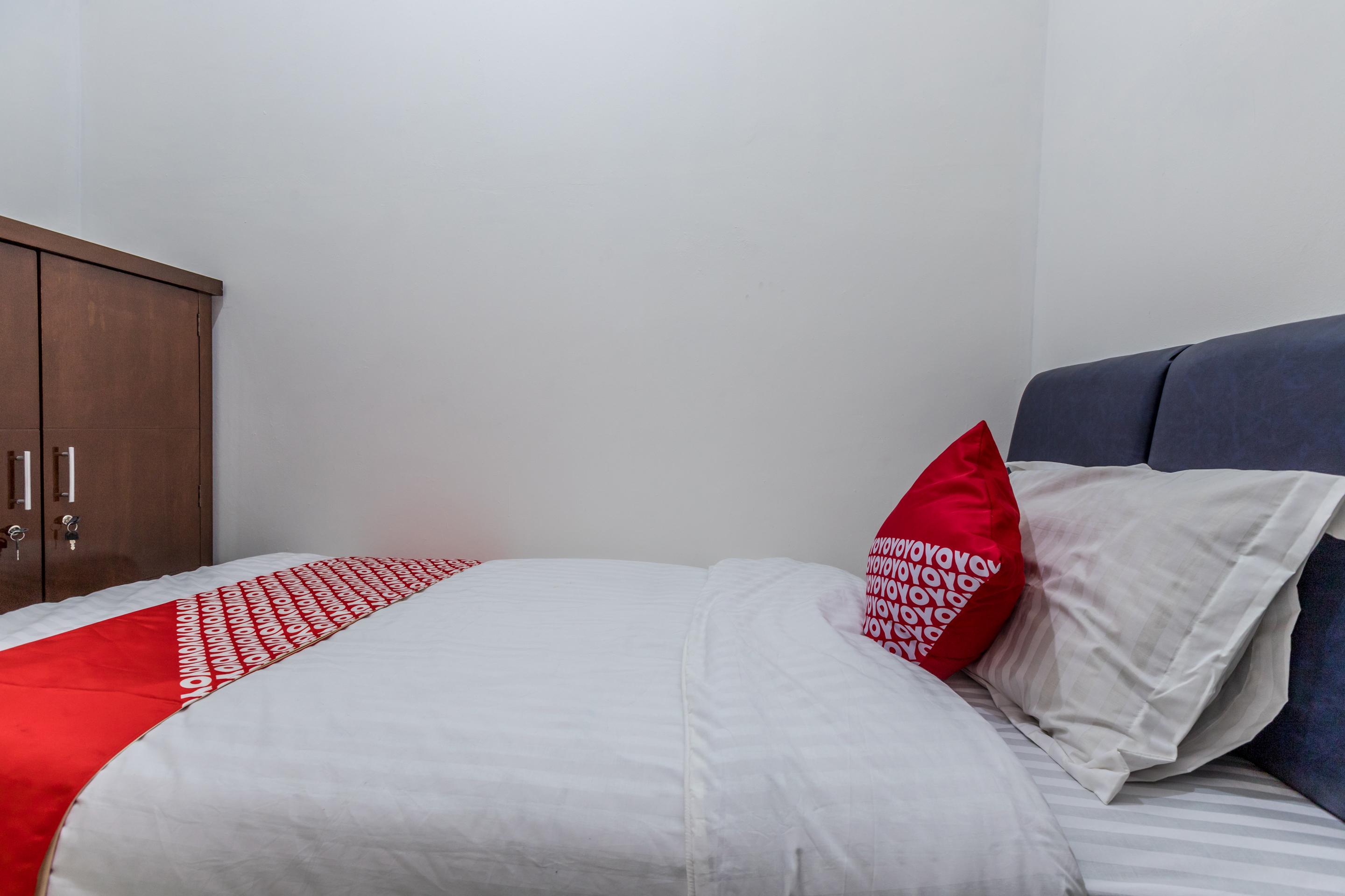 OYO 1487 Residence Khoe Near RS Royal Taruma Cakarta Dış mekan fotoğraf