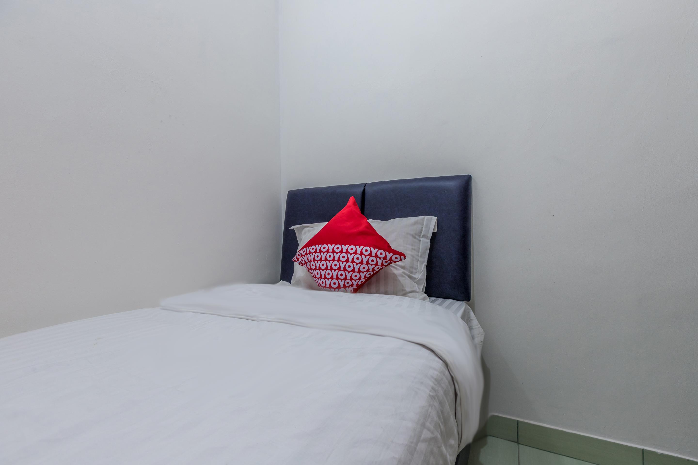 OYO 1487 Residence Khoe Near RS Royal Taruma Cakarta Dış mekan fotoğraf