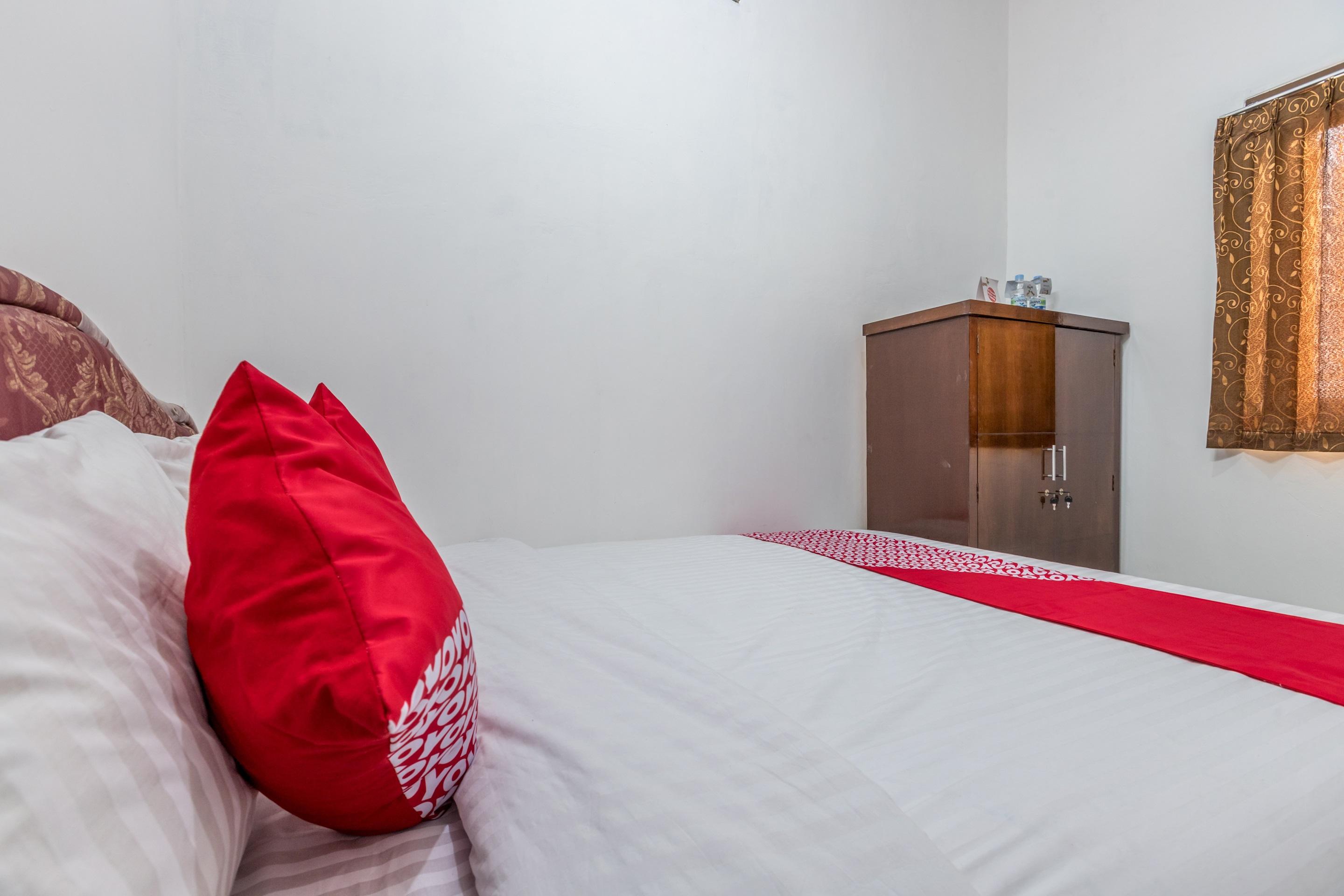 OYO 1487 Residence Khoe Near RS Royal Taruma Cakarta Dış mekan fotoğraf
