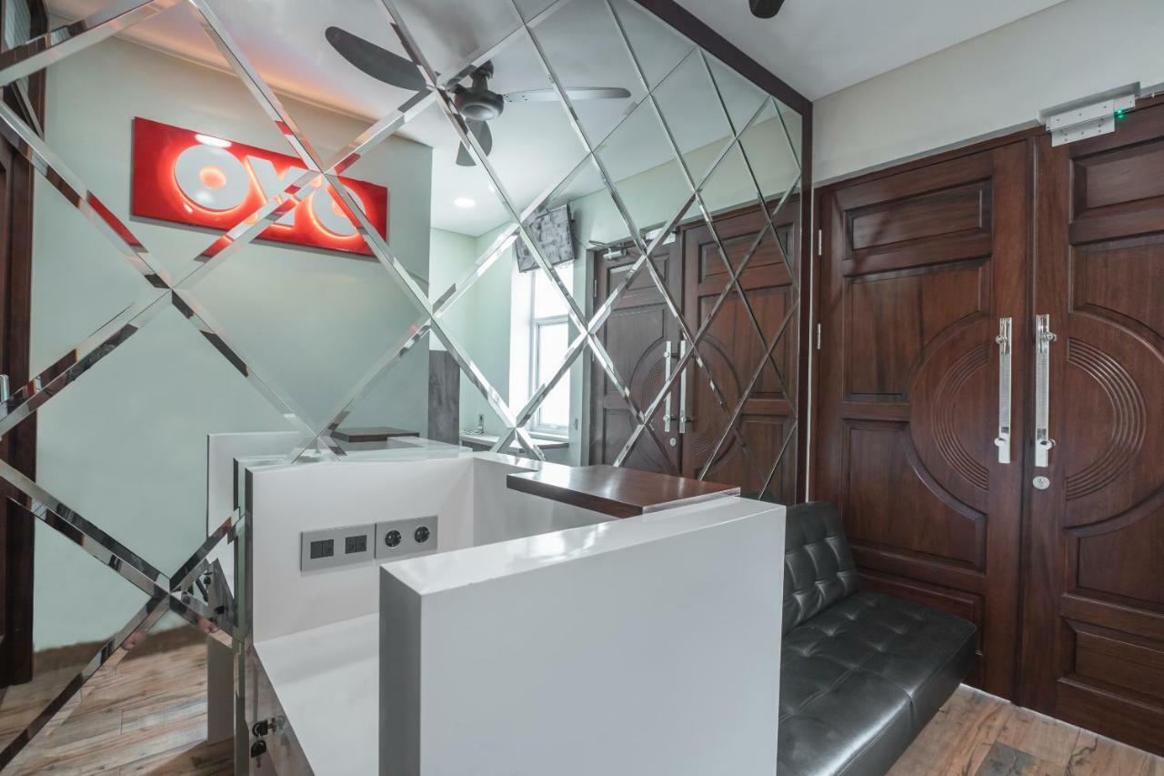 OYO 1487 Residence Khoe Near RS Royal Taruma Cakarta Dış mekan fotoğraf